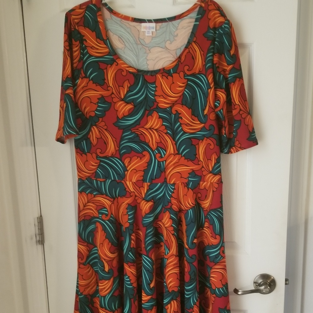 LuLaRoe Nicole knit dress